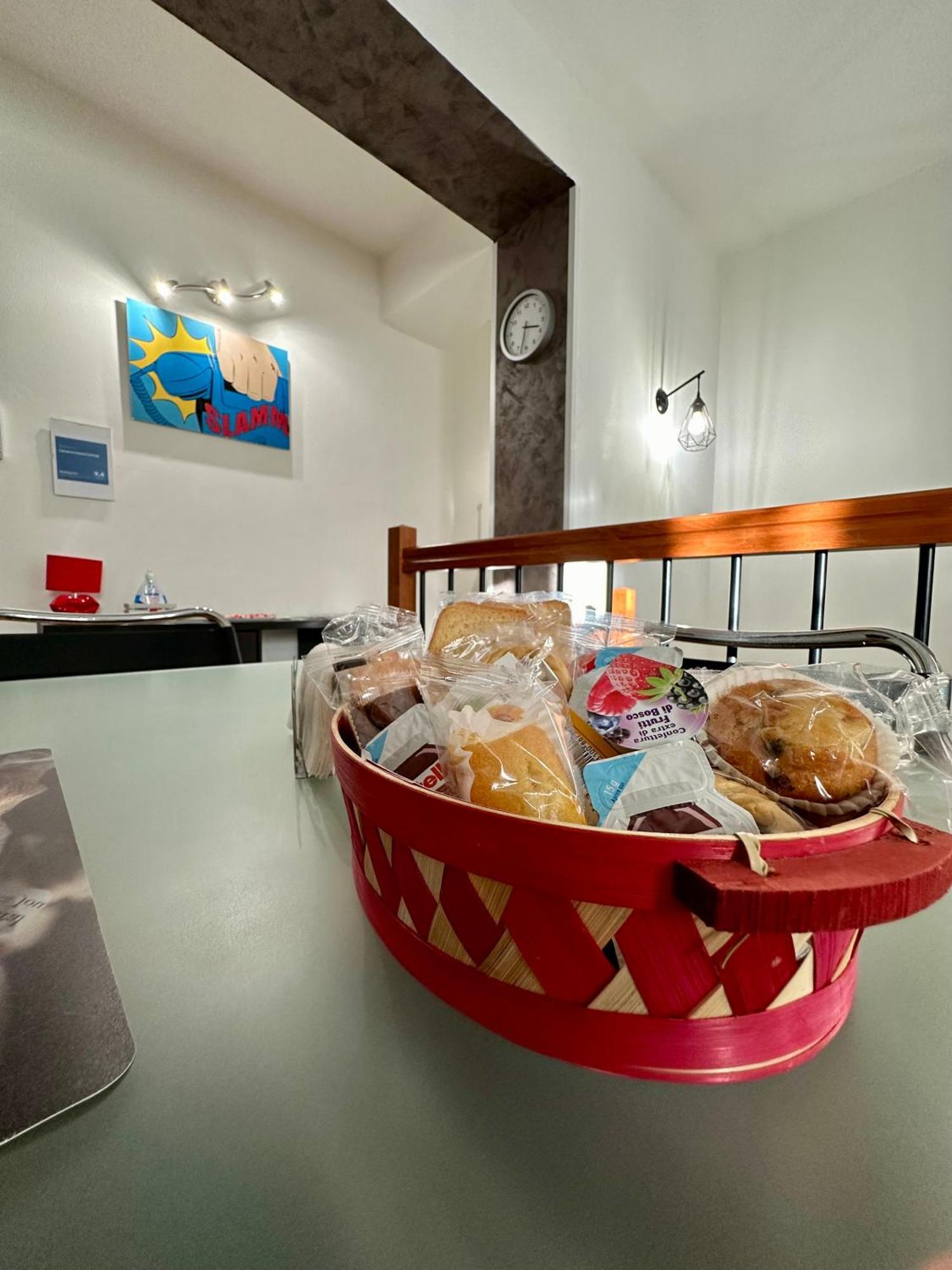 Casavacanzetoffee Μπολόνια Εξωτερικό φωτογραφία